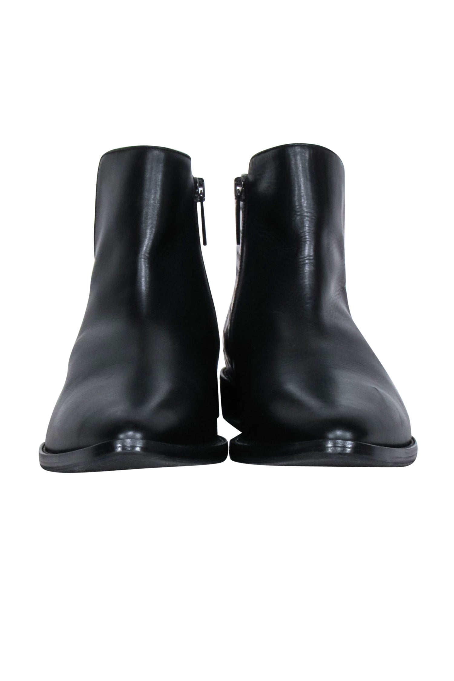 Aquatalia Black Leather Pointed-Toe Short Boots with Croc Embossing - Size 8.5: Add Edge to Your Look!