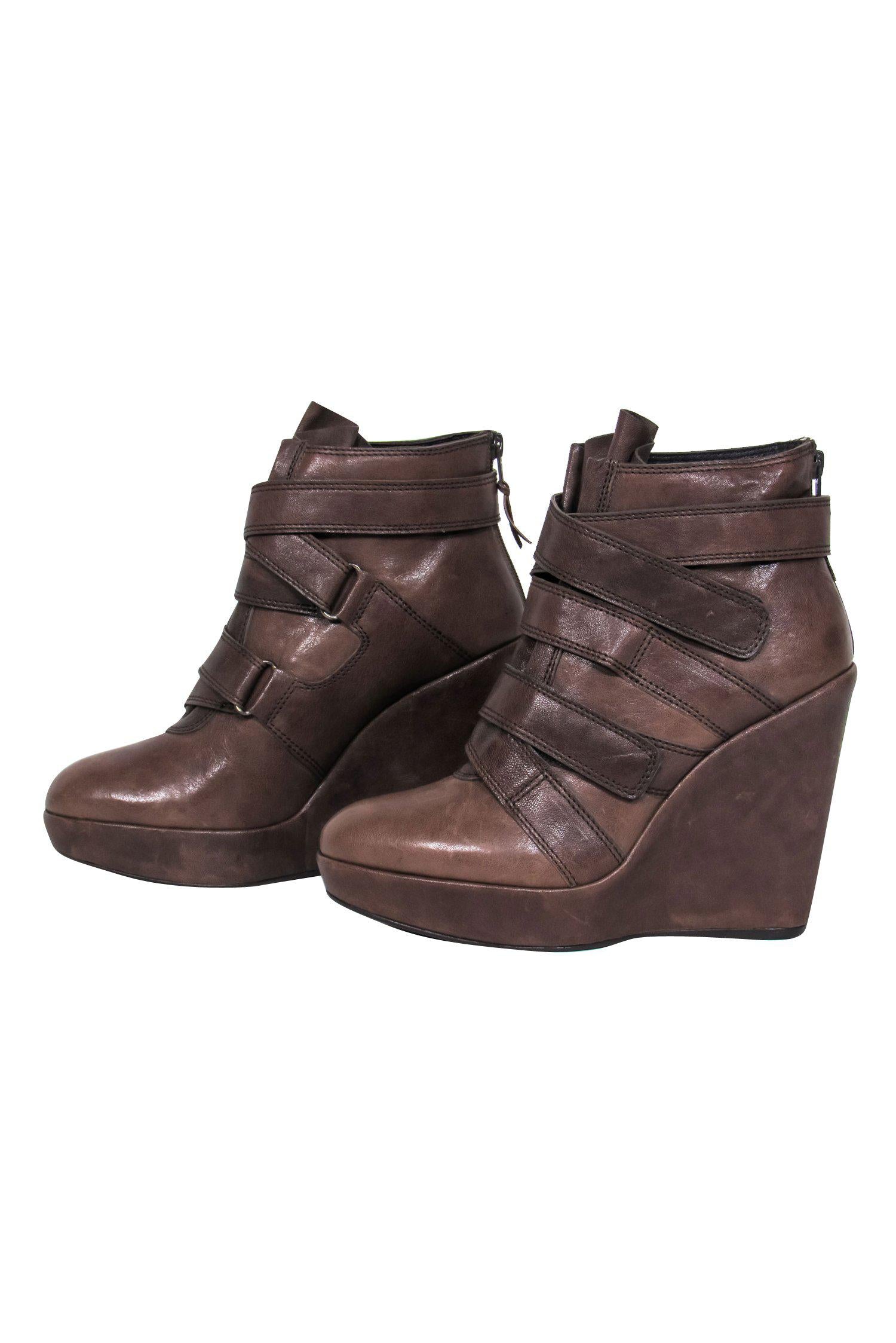 Stuart Weitzman Brown Leather Velcro Platform Ankle Booties - Size 8.5 - Fall Fashion Must-Have