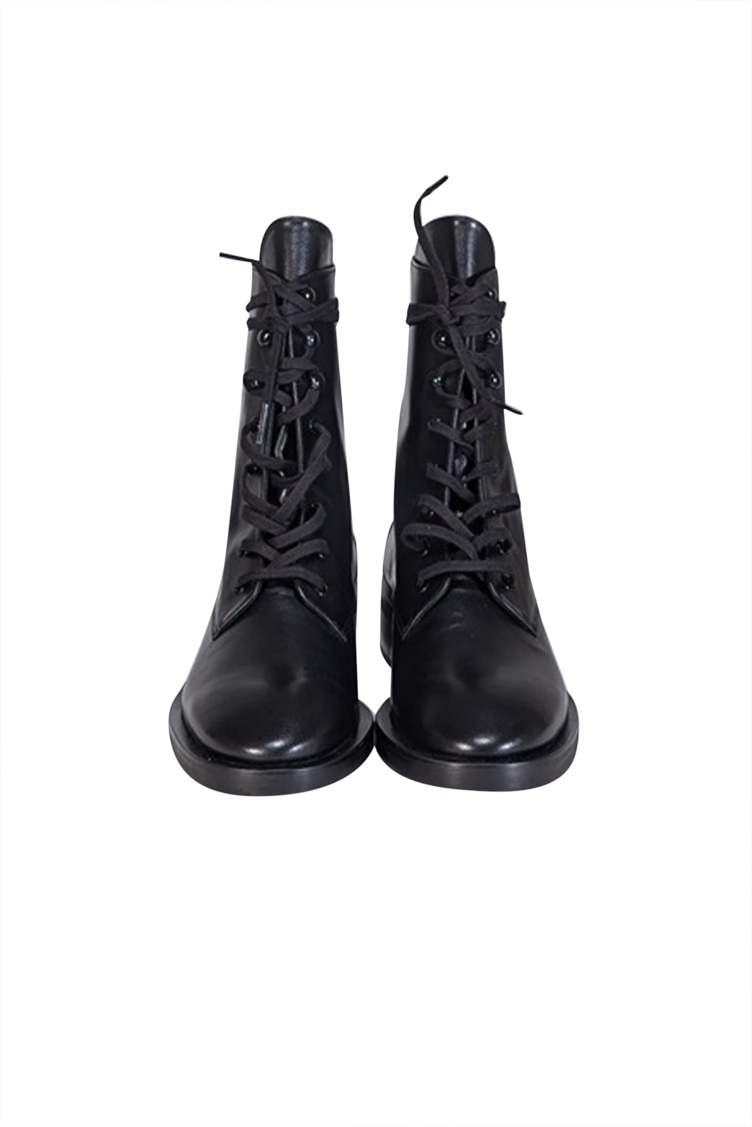 Stuart Weitzman - Stunning Black Leather Sondra Sleek Short Boots in Size 8